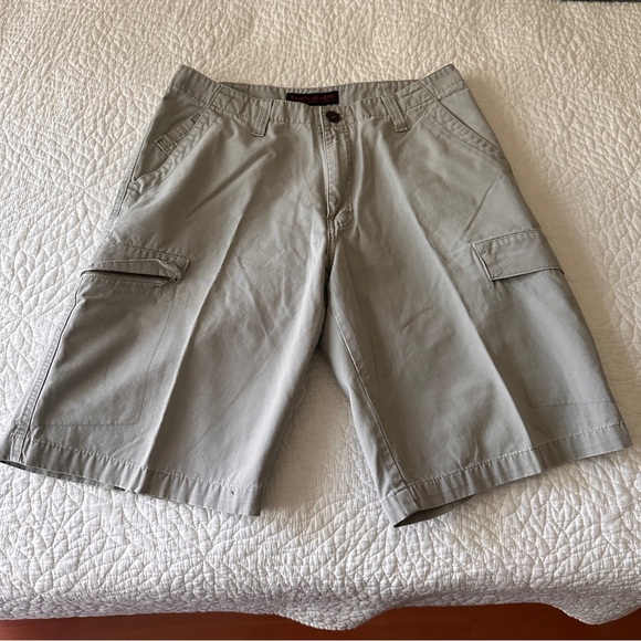 Men’s Vintage Cargo Shorts BJS JEANS size 32 - Picture 1 of 4